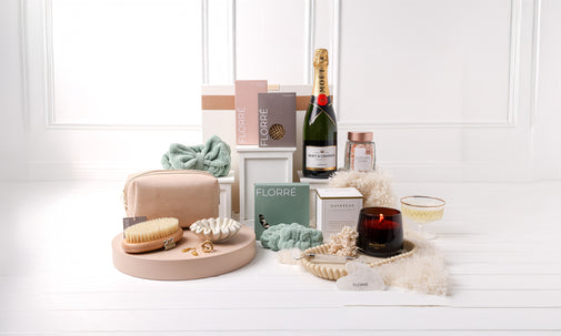 Luxury Pamper Hamper with Moët