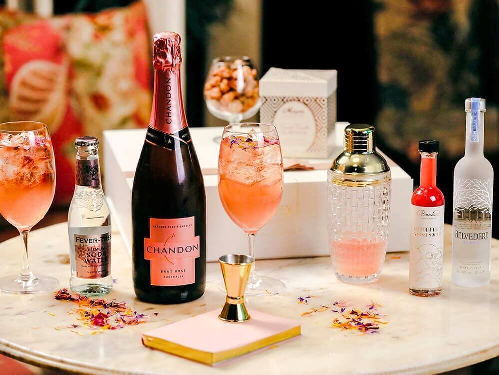 Sparkling cocktails Christmas gifts
