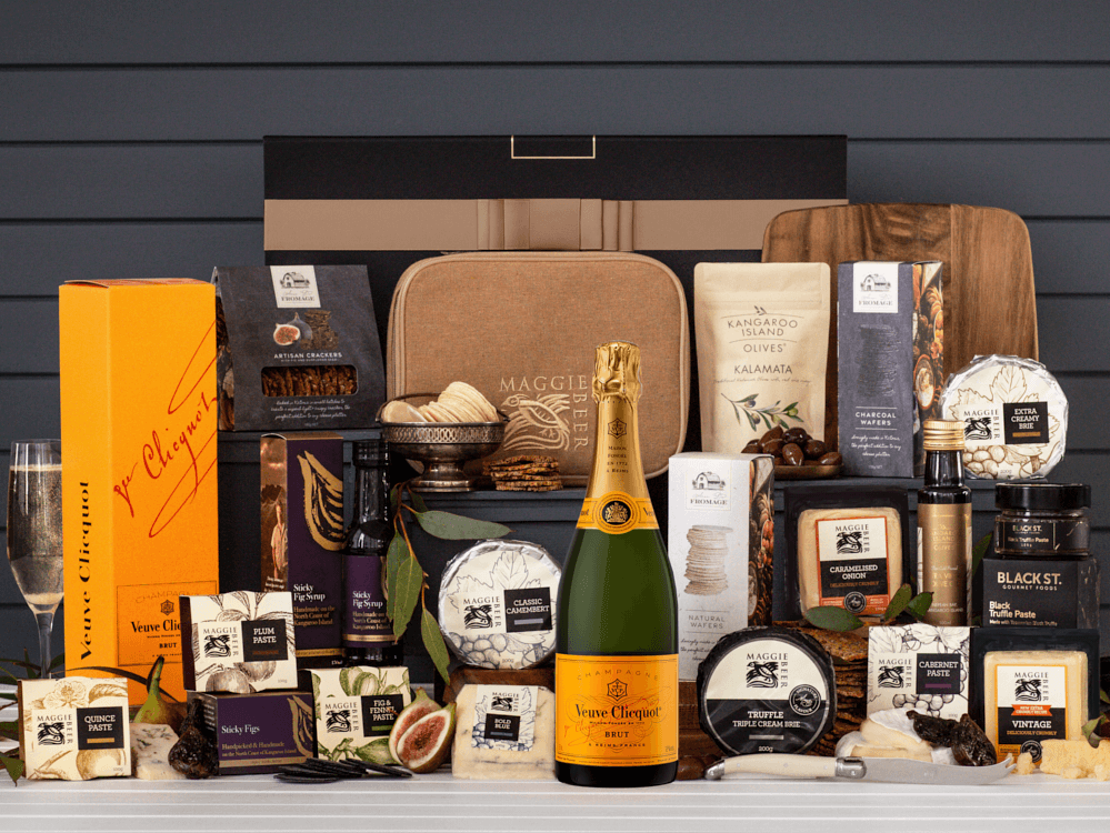 The Cheese Entertaining Hamper with Cliquot
