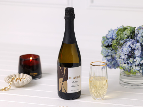 Sparkling & Sweet Bites Hamper