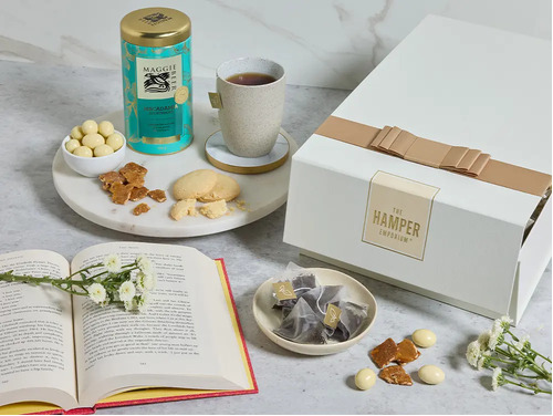 Ultimate Tea & Biscuit Hamper with Robert Gordon Mug