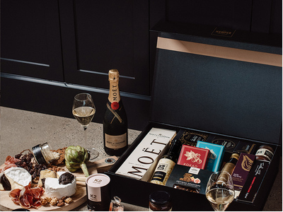 The Ultimate Foodies with Moët Hamper
