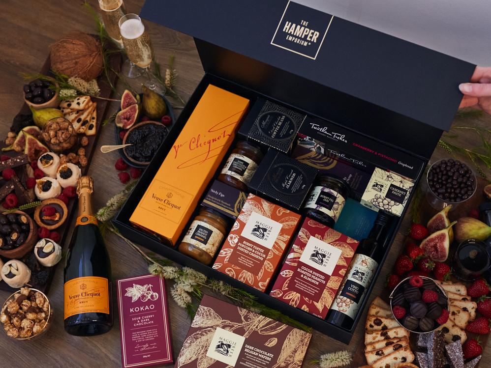 Veuve & Sweet Foodies Hamper