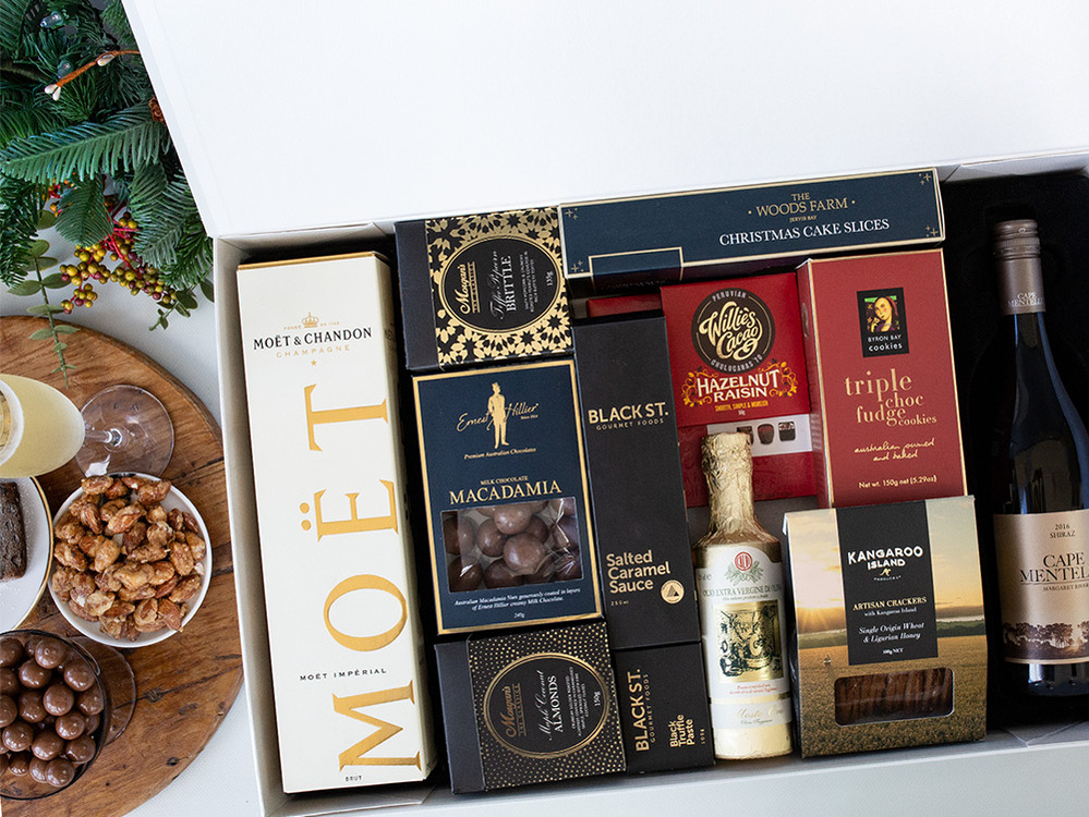 Pure Gold Luxury Foodies Christmas Hamper