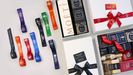 Corporate gifts to improve brand identity