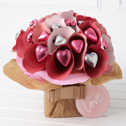 20 milk Chocolatier foil-wrapped pink & silver hearts