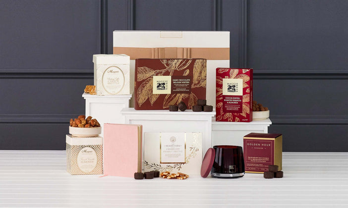 A Touch of Luxury Hamper⼁The Hamper Emporium