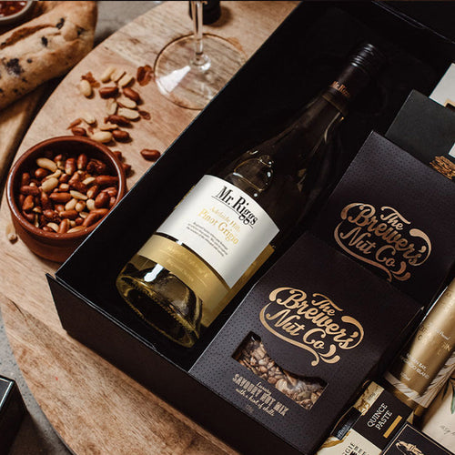 White Wine & Nibbles Hamper⼁The Hamper Emporium
