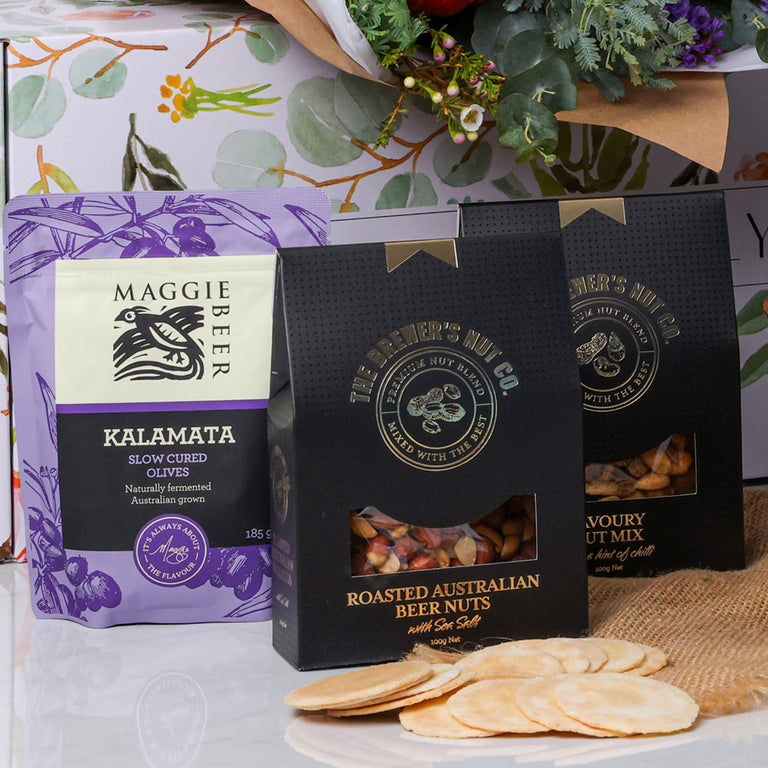 Australian Native Flowers with Gourmet Nibbles Hamper｜The Hamper Emporium