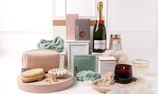 Luxury Pamper Hamper with Moët