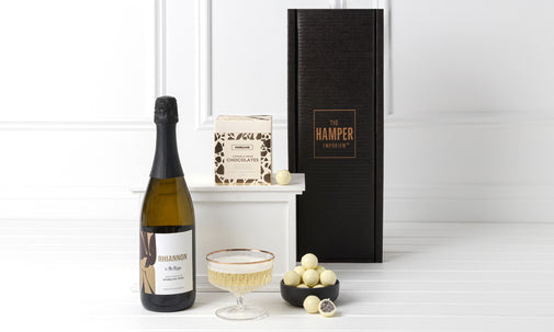 Sparkling Wine Gift Box with Chocolates