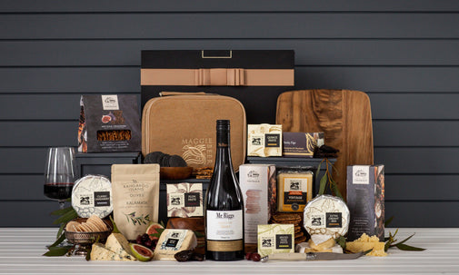 The Complete Cheeseboard Hamper with Shiraz