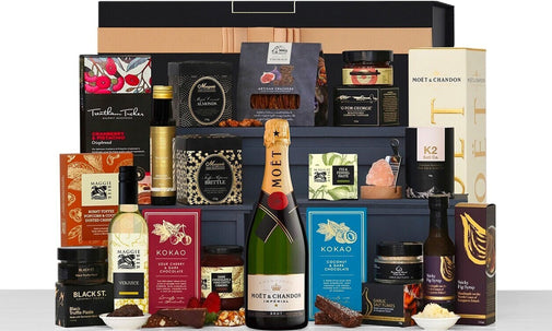 The Ultimate Foodies with Moët Hamper