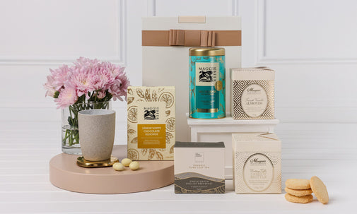Ultimate Tea & Biscuit Hamper with Robert Gordon Mug